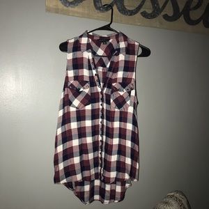 Women’s Button Up Sleeveless Top
